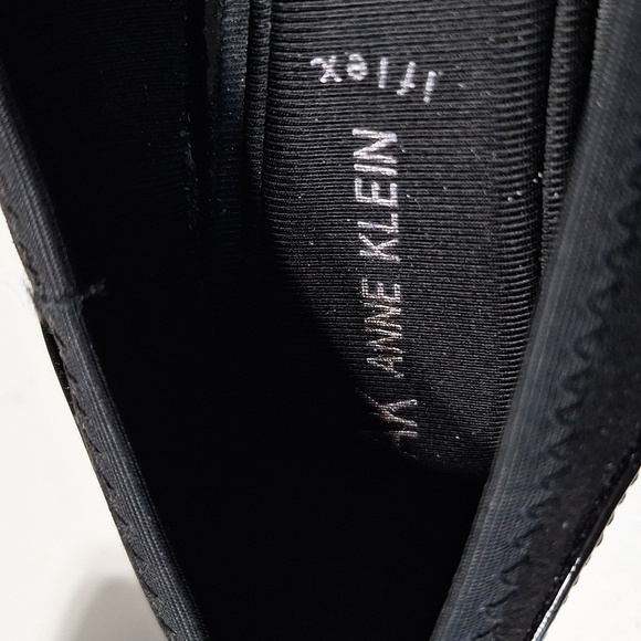 Anne Klein NEW iFlex Black Classic Preppy Capsule Wedge Heel Shoes Size 9 - Picture 12 of 13